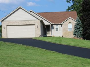 15467 Seymour Rd, Linden, MI 48451