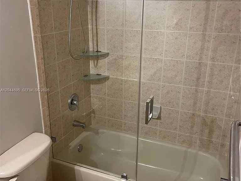 15431 SW 39th Ter — Photo 12