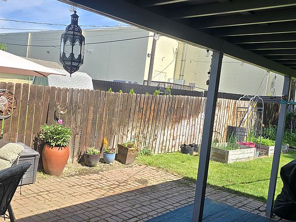 5th image of 4524 N King Ct