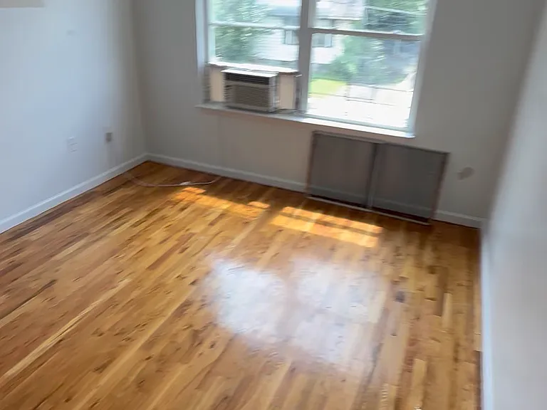 79 Osborne Pl #1B — Photo 13
