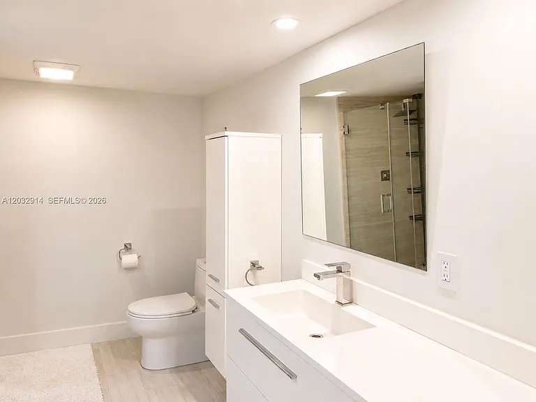 1865 S Ocean Dr #8I — Photo 15