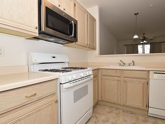 3rd image of 7189 S Durango Dr Unit 213