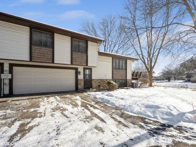 3747 Brookdale Cir N, Brooklyn Park, MN, 55443