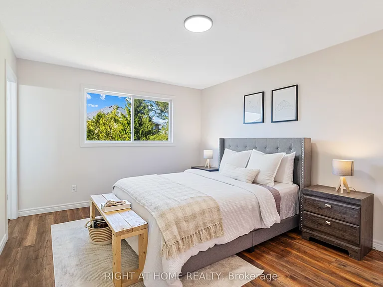 754 Hedgerow Pl — Photo 26