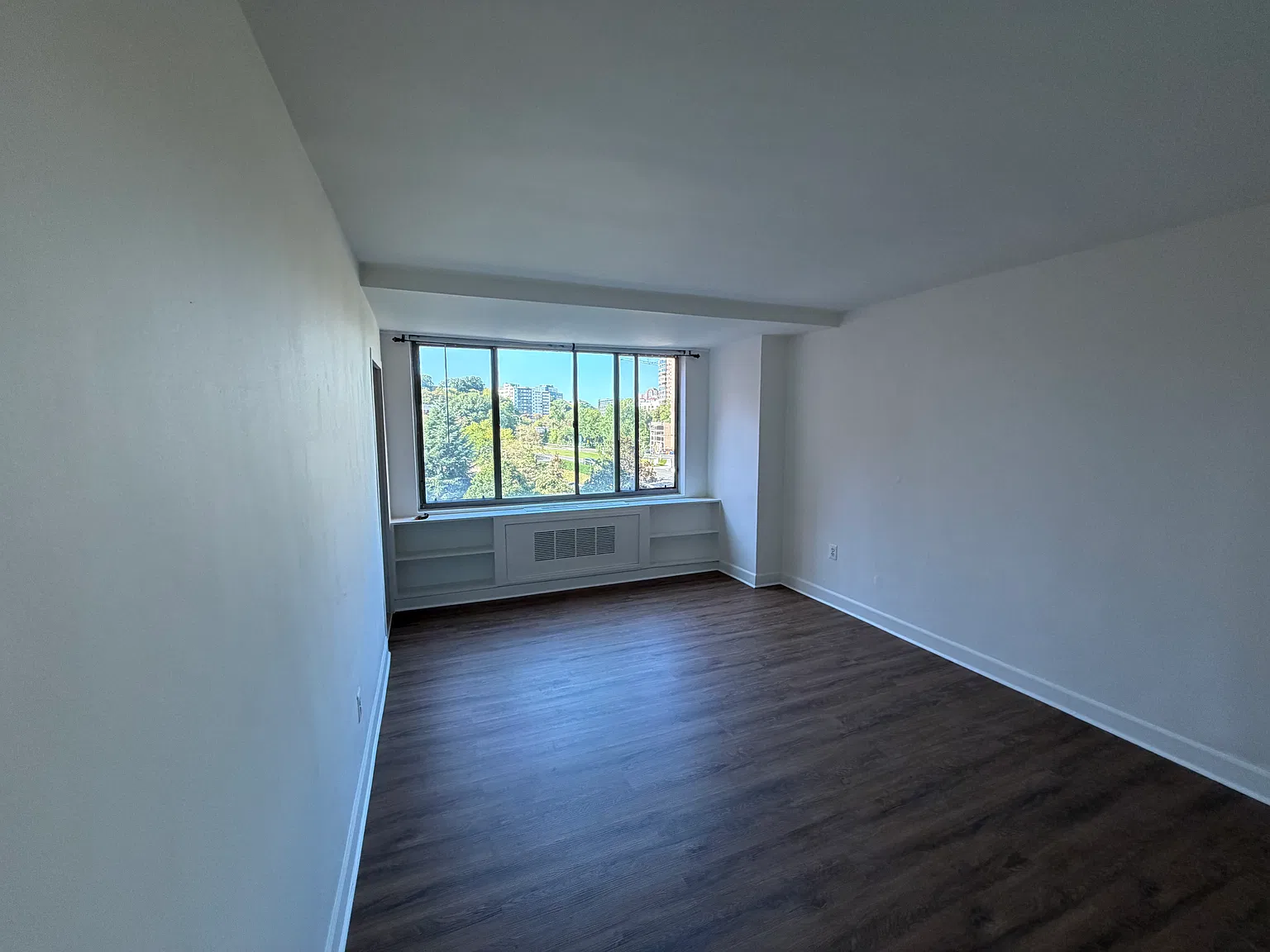 Studio, 383 sqft, $1,650 — Photo 2