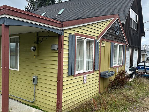 3rd image of 305 W Robert Bush Dr
