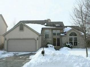 1327 Sandstone Loop S, Westerville, OH 43081