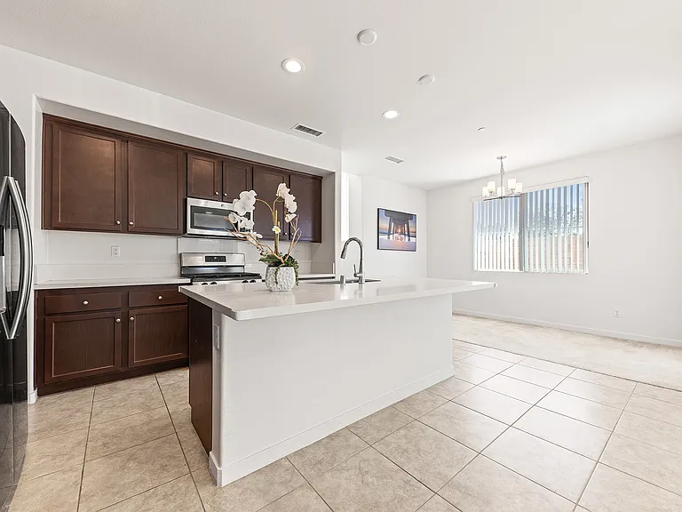 181 Promenade St — Photo 10