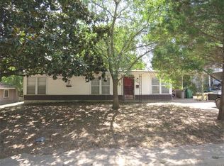 707 Hunter Dr, Rockdale, TX 76567