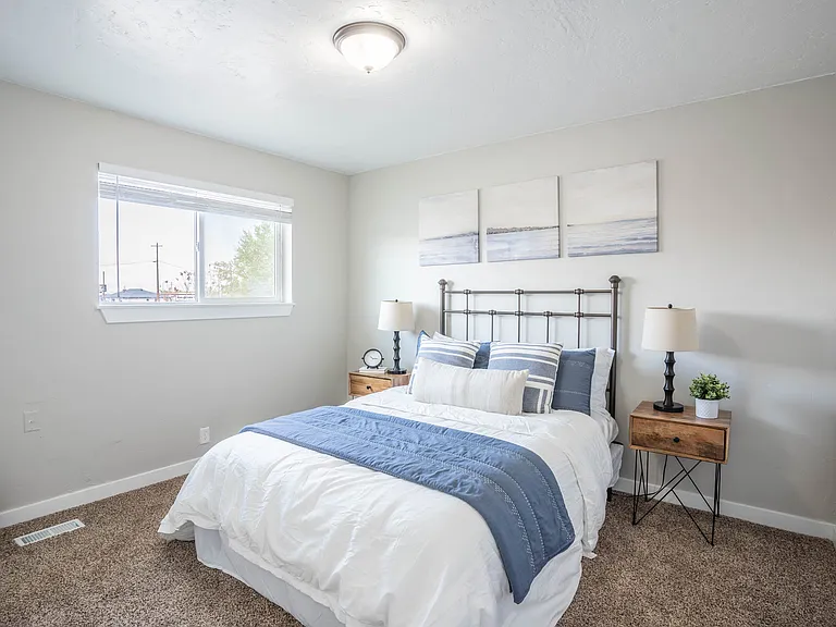 Bedroom Bedroom