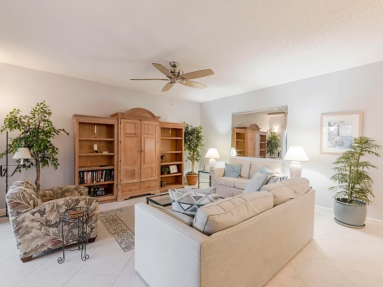 2403 Fairway Dr N — Photo 5