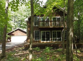 6795 Whispering Pines Dr, Gaylord, MI 49735