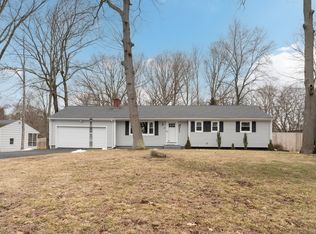 37 Jennifer Rd, Hamden, CT 06514