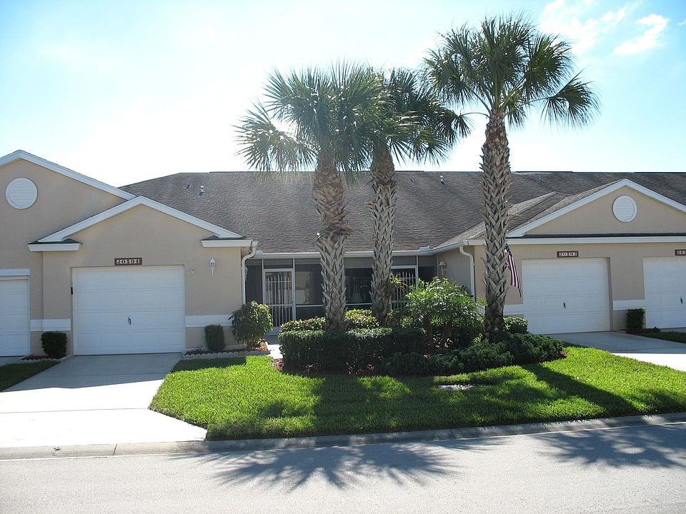 Golf villa in Country Creek