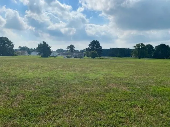 108 Captains Corridor, Greenbackville, VA 23356