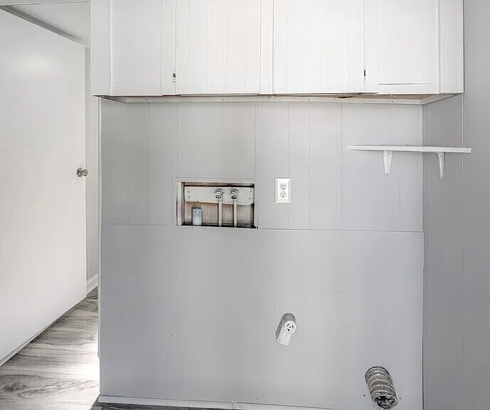 3524 Armstrong St — Photo 13