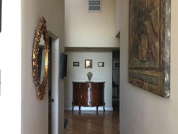 5th image of 390 S Sepulveda Blvd APT 208
