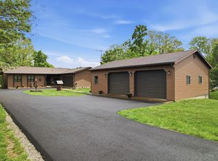 1112 Waynoka Dr, Lake Waynoka, OH 45171