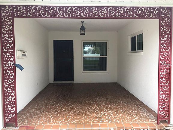 3rd image of 6512 Mockingbird Way S