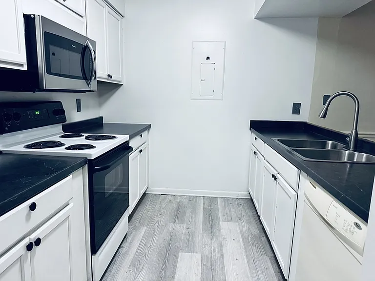 202 Finley Forest Dr #1 — Photo 7