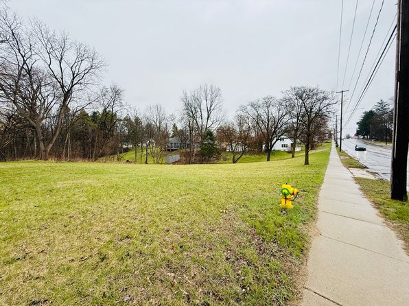 572 W Vienna St, Clio, MI 48420