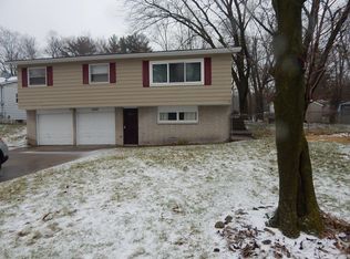5596 Greenboro Dr SE, Kentwood, MI