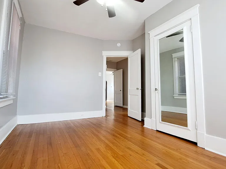 5950 Phillips Ave — Photo 22