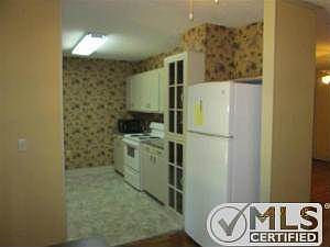 Looking into the ktichen