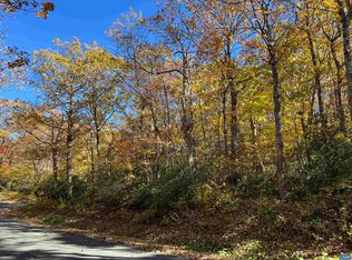 62 Split Rock Trl, Roseland, VA 22967