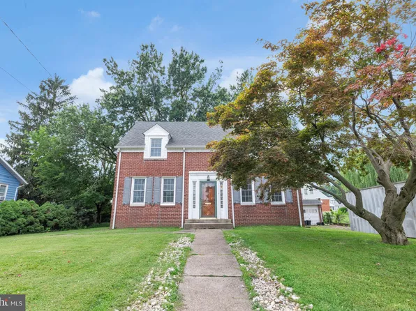 7708 Ferndale St, Philadelphia, PA 19111