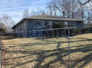 5935 Cypress Pl, Kansas City, MO 64130