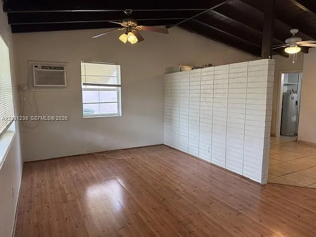 262 SW 9th St #1 — Photo 2