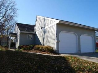 1602 Stone Brooke Rd, Ames, IA 50010