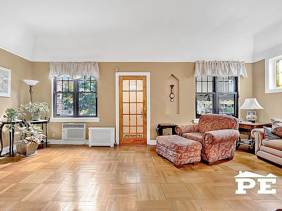 3rd image of 3413 Avenue