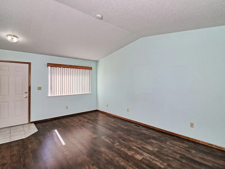 3218 D 7/8 Rd #B — Photo 15