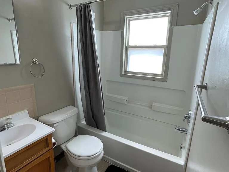 217 S Spring Ave — Photo 22