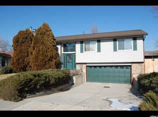 1465 E Sandy Hills Dr, Sandy, UT 84093