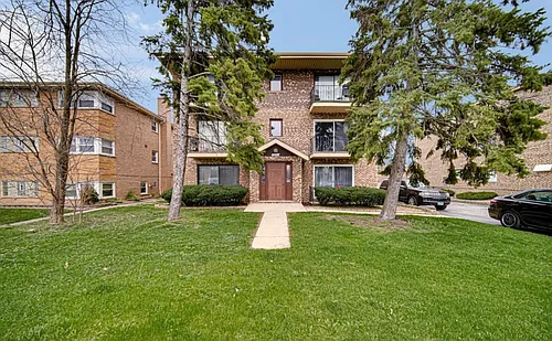 7525 Southwest Hwy #1W Photo 1