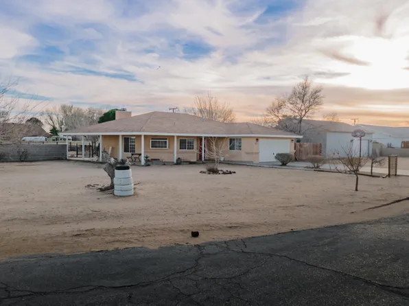 16976 Hillcrest Ave, North Edwards, CA 93523