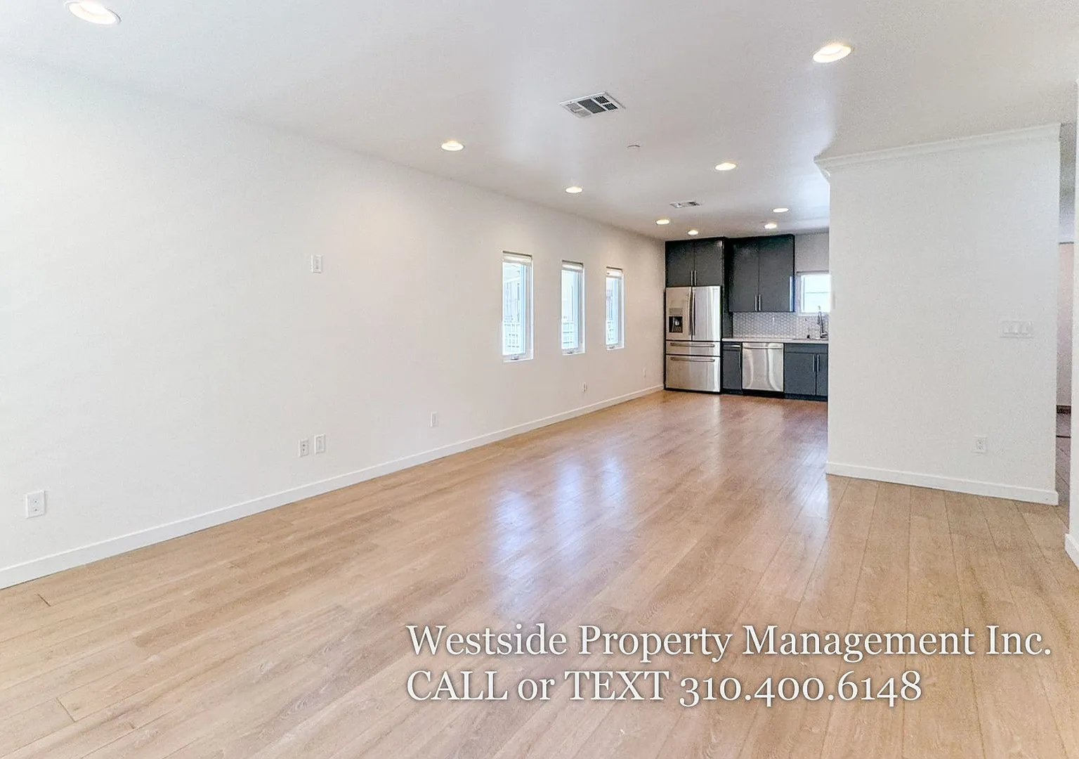 Luxurious Spacious Townhome | Prime Hollywood Location — Photo 3