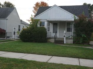 17688 Toepfer Dr, Eastpointe, MI 48021