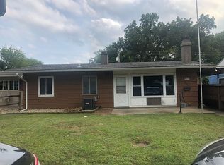 2500 E Dover Dr, Springfield, IL 62703