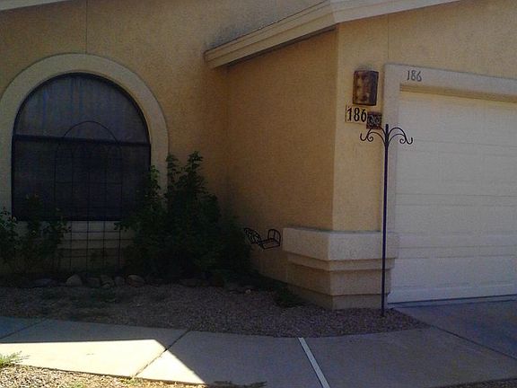 3rd image of 186 E Camino De Diana