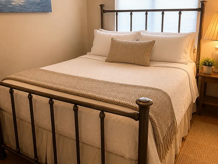 Whiskey Jack Cir — Photo 11