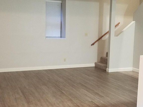 4th image of 3554 Victor St APT 101