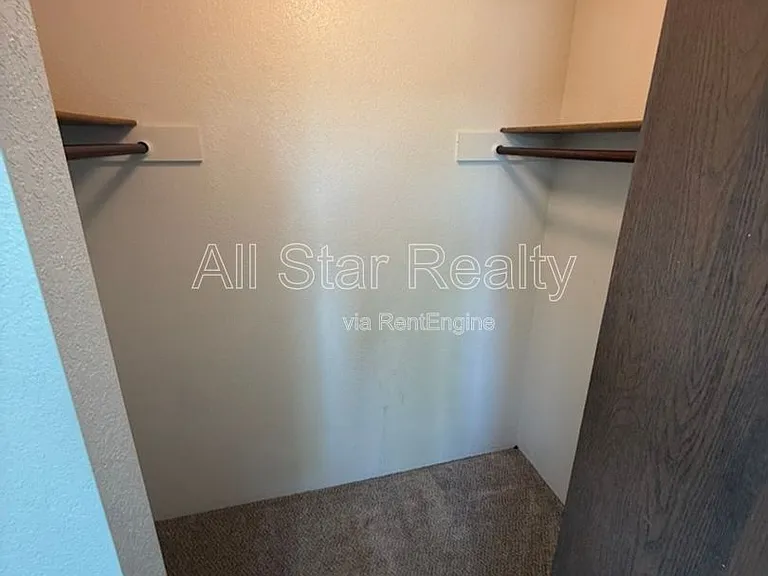 Norseman Apartments — Photo 20