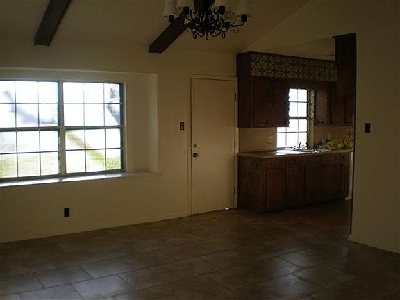 4th image of 411 Kirkwood Dr
