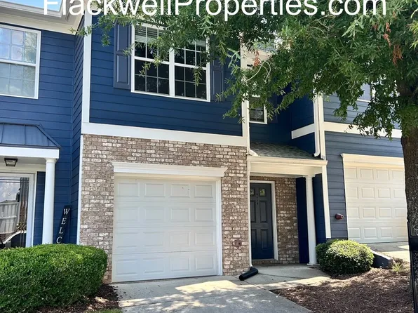 6610 Splashwater Dr, Flowery Branch, GA 30542