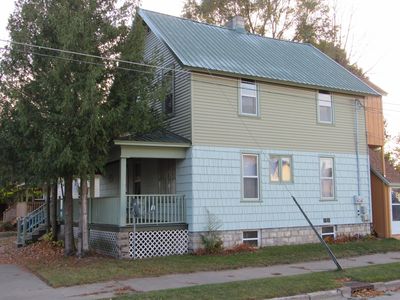 717 8th Ave, Menominee, MI, 49858