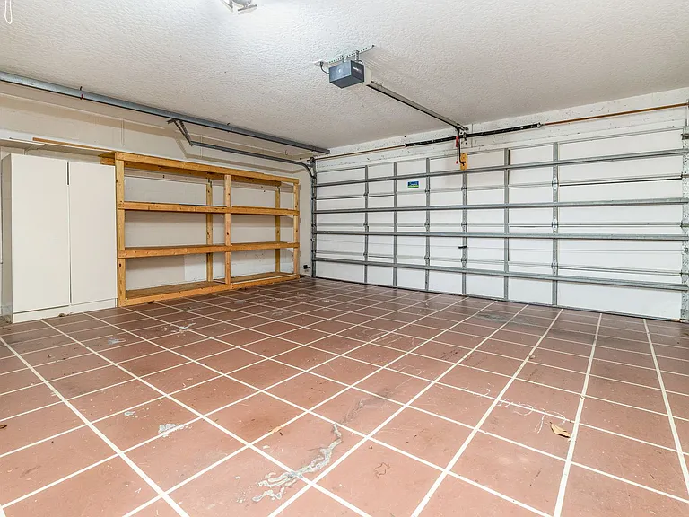 3236 Helmsdale Ct — Photo 18
